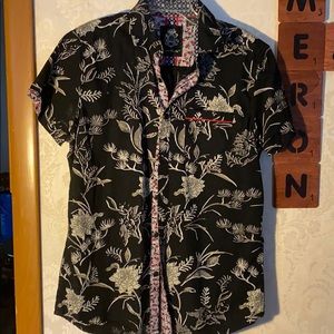 Men’s Shirt Sleeve Button Down